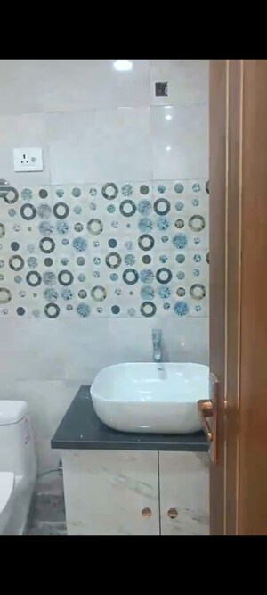 Bathroom in 2 BHK Apartment at Saya Gold Avenue, Vaibhav Khand – for Rent