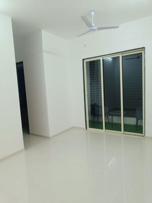 Room in 1 BHK Apartment at Mohan Alcoves, Badlapur West – for Sale