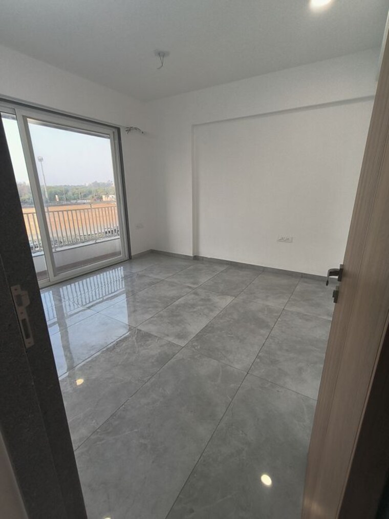 Bedroom, athashree-luxuria 3 Bedroom 1387 Sq.Ft. Apartment In Bhayli Vadodara 10437957