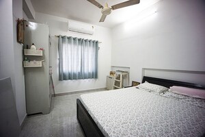 Bedroom in 2 BHK Apartment at Gurukul – for Sale