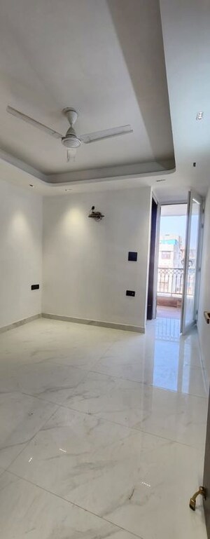 Room in 2 BHK Builder Floor at Freedom Fighters Enclave – for Rent