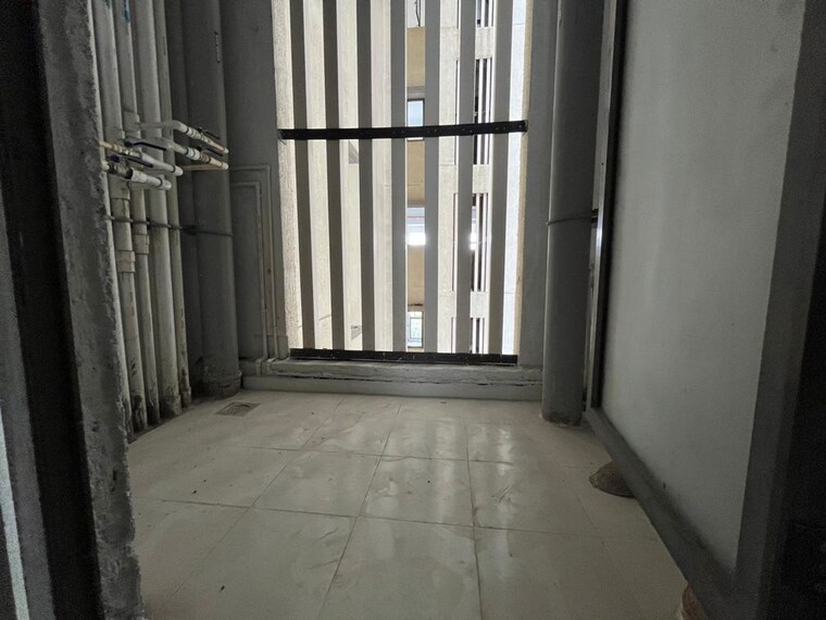 Room, raymond-ten-x-era 2 Bedroom 630 Sq.Ft. Apartment In Pokhran Road No One Thane 10487983