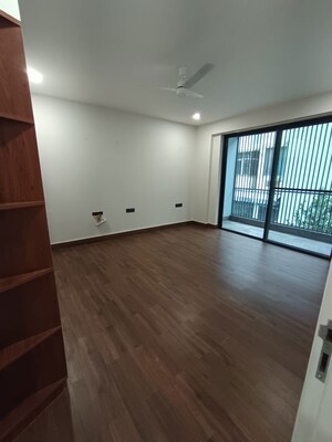 Room in 3 BHK Builder Floor at Vatika INXT City Center, Sector 83 – for Rent