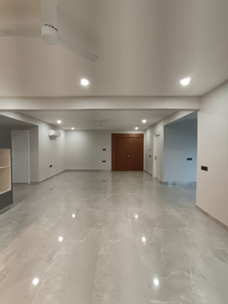 Room, vatika-inxt-city-center 3 Bedroom 4200 Sq.Ft. Builder Floor In Sector 83 Gurgaon 10487962