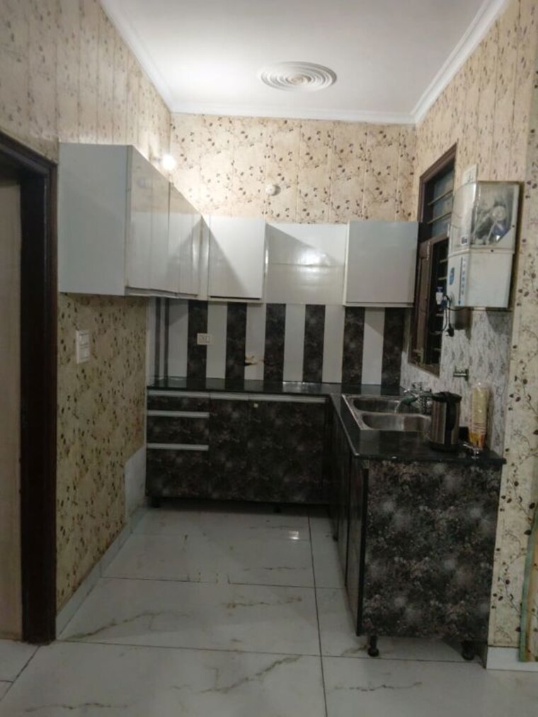 Kitchen, preet colony 2 Bedroom 1400 Sq.Ft. Apartment In Preet Colony Zirakpur 10487994