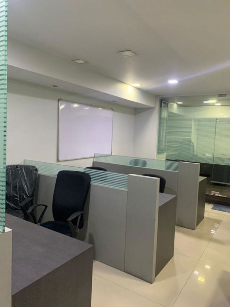 Team Area, corporate-arena Commercial Office Space 800 Sq.Ft. In Goregaon West Mumbai 10488010