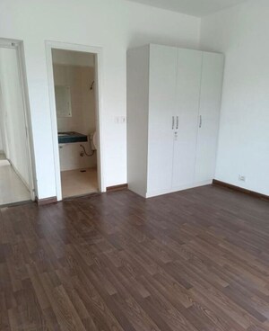 Room in 2 BHK Apartment at Accord CHS Andheri West, Andheri West – for Sale