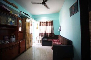 Living Room in 6+ BHK Independent House at Wagholi – for Sale