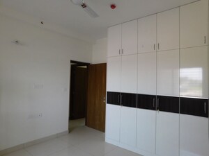 Room in 2 BHK Apartment at Bhartiya City Nikoo Homes 4, Thanisandra Main Road – for Rent