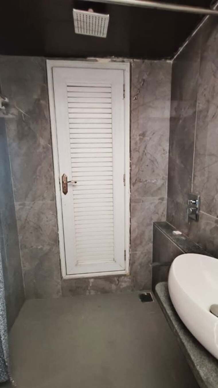 Bathroom, ruparel-ariana 2 Bedroom 850 Sq.Ft. Apartment In Parel Mumbai 10488233