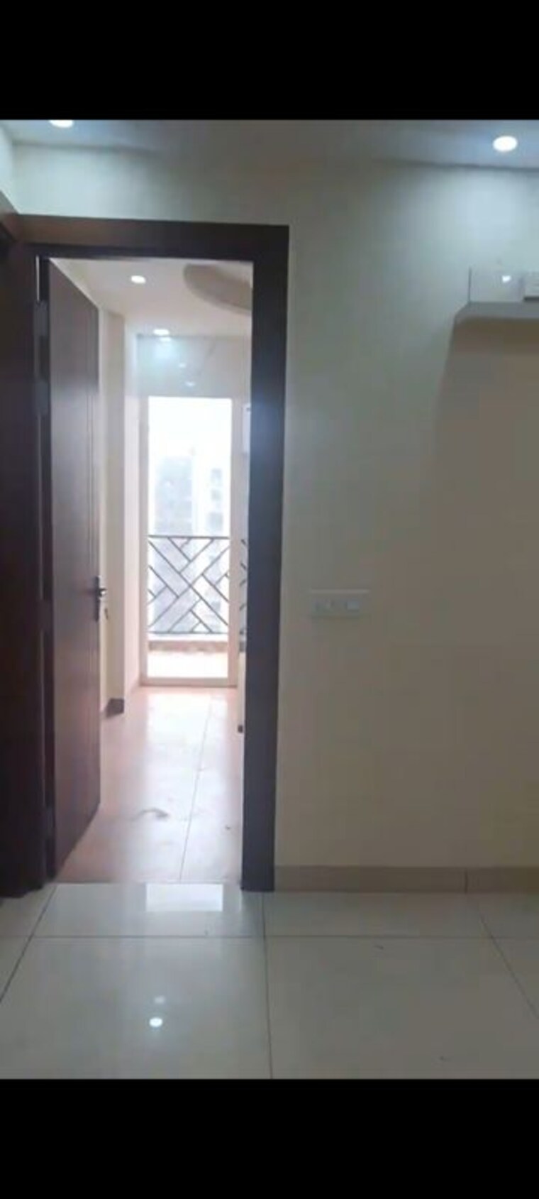 Bathroom, saya-gold-avenue 2 Bedroom 1080 Sq.Ft. Apartment In Vaibhav Khand Ghaziabad 10488015