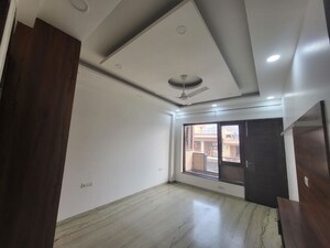 3 BHK Builder Floor For Rent in Sector 38