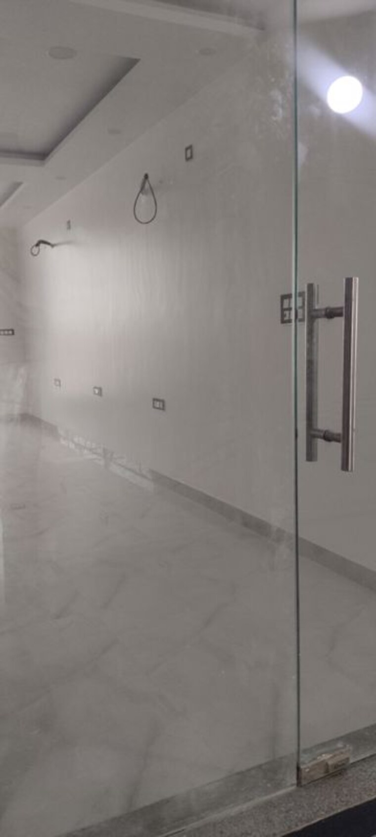 Room, omaxe-sun Commercial Office Space 750 Sq.Ft. In Sector 79 Faridabad 10488298