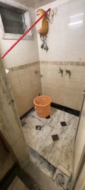 Bathroom in 1 BHK Apartment at Dadar West – for Rent