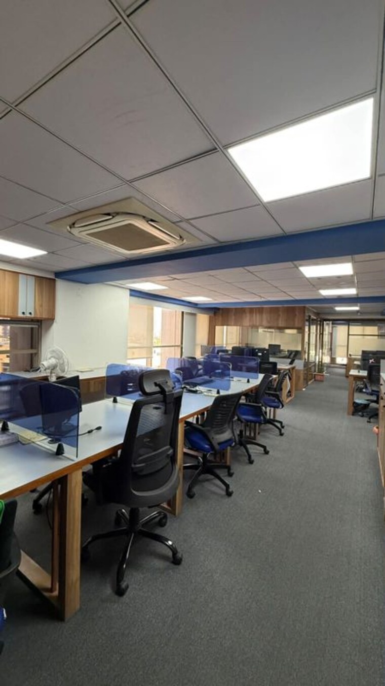 Gym, shilp-epitome Commercial Office Space 4630 Sq.Ft. In Bodakdev Ahmedabad 10488294