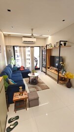 2 BHK 800 Sq.Ft. Apartment in K Raheja Heights