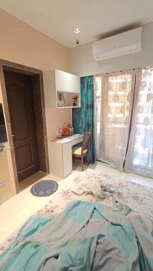 Bedroom in 2 BHK Apartment at K Raheja Heights, Malad East – for Rent