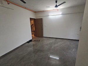 Room in 2 BHK Apartment at Tharwani Majestic Towers, Kalyan West – for Rent
