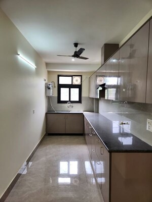 Kitchen in 3 BHK Builder Floor at Sector 38 – for Rent