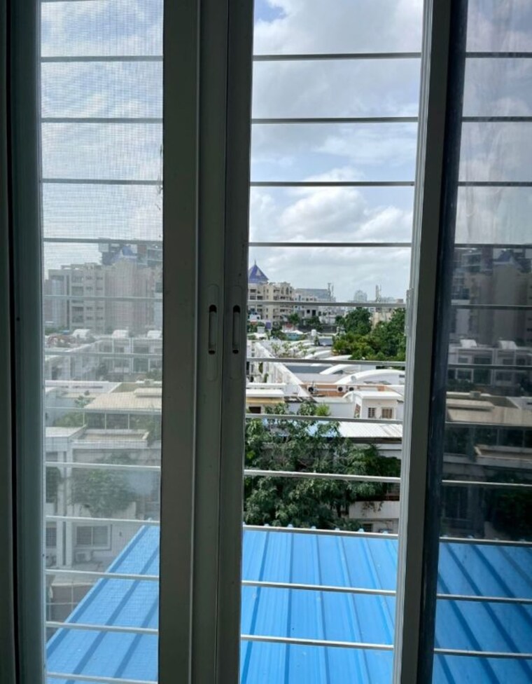 Balcony, baner 2 Bedroom 760 Sq.Ft. Apartment In Baner Pune 10488347