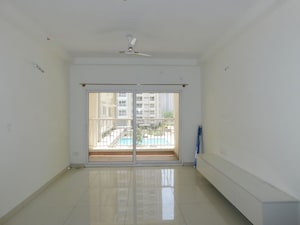 Room in 2 BHK Apartment at Brigade Cornerstone Utopia, Varthur – for Rent