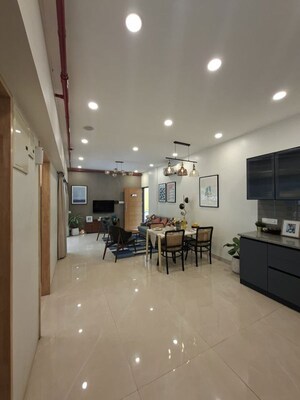 2 BHK Apartment For Sale in Shapoorji Pallonji Sewri, Sewri