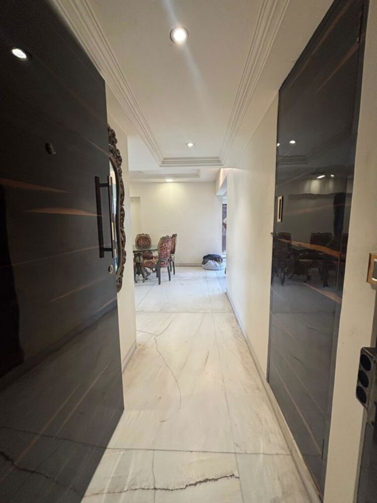 Entrance, belscot-chs-ltd 3 Bedroom 1500 Sq.Ft. Apartment In Andheri West Mumbai 10488458