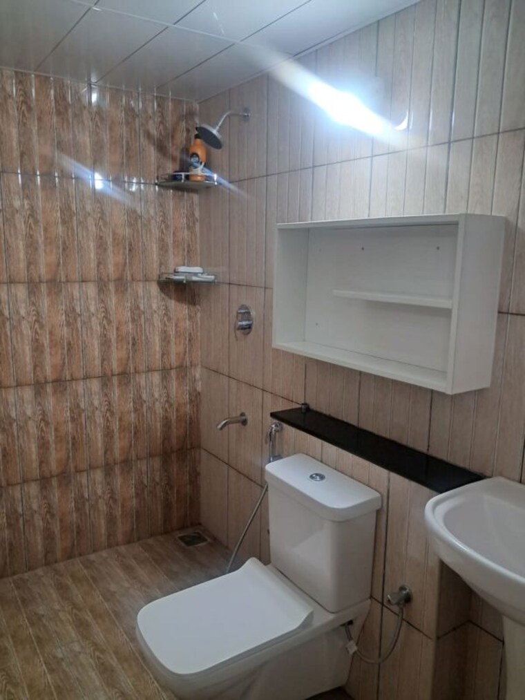 Bathroom, vahe-landmark 2 Bedroom 1250 Sq.Ft. Apartment In Gunjur Palya Bangalore 10488464
