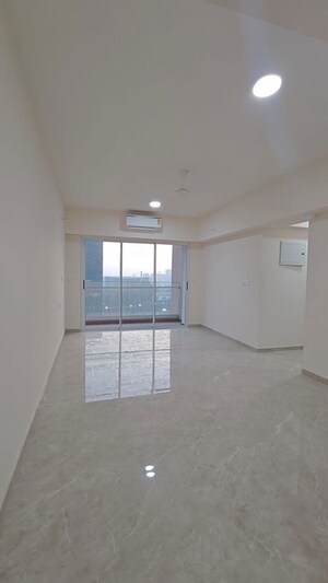 Room in 2.5 BHK Apartment at LnT Elixir Reserve, Powai – for Rent