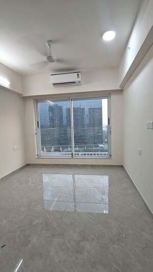 Room in 2.5 BHK Apartment at LnT Elixir Reserve, Powai – for Rent