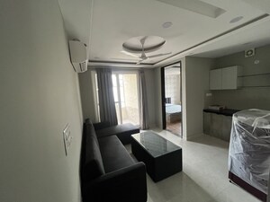 Team Area in 1 BHK Builder Floor at Sushant Lok I – for Rent