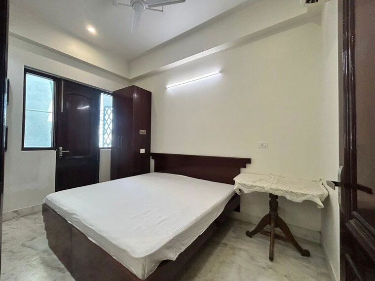 Bedroom, sushant lok i 4 Bedroom 2748 Sq.Ft. Builder Floor In Sushant Lok I Gurgaon 10488539