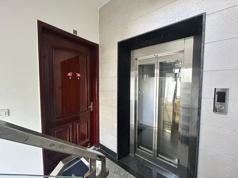 undefined, sushant lok i 4 Bedroom 2748 Sq.Ft. Builder Floor In Sushant Lok I Gurgaon 10488539