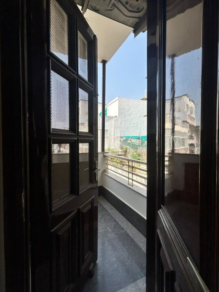 Balcony, sushant lok i 4 Bedroom 2748 Sq.Ft. Builder Floor In Sushant Lok I Gurgaon 10488539