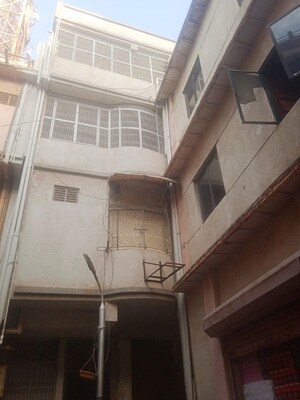  Office Space – Exterior View View at Khadia - for Rent