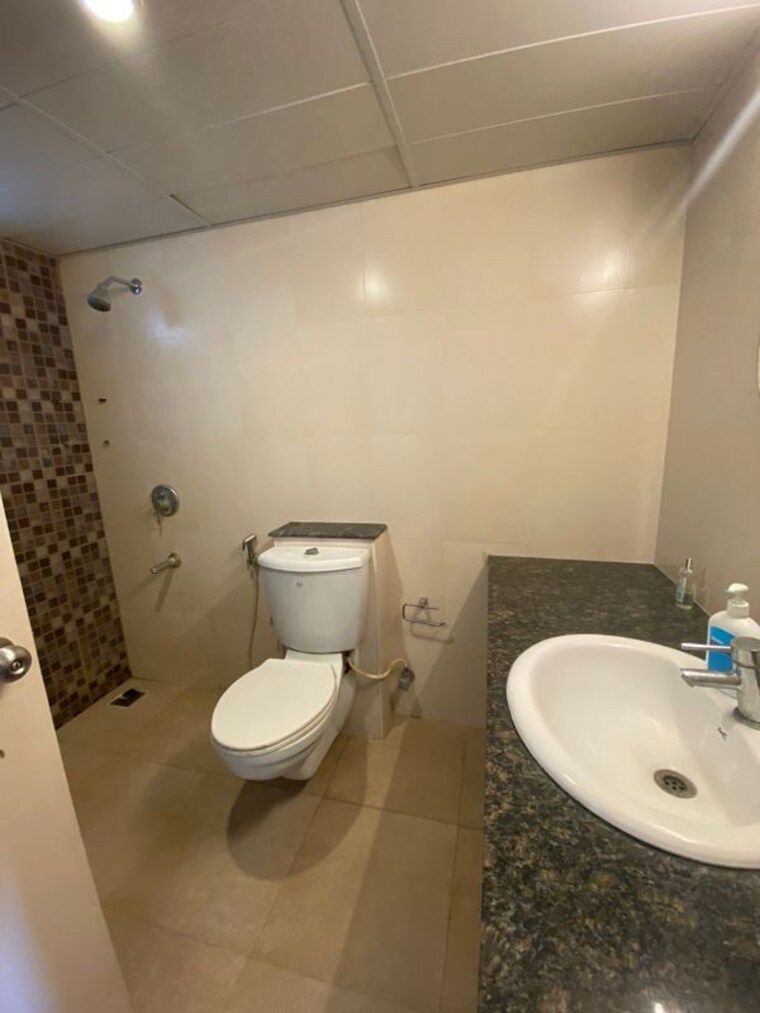 Bathroom, prestige-notting-hill 2.5 Bedroom 1543 Sq.Ft. Apartment In Bannerghatta Road Bangalore 10488605