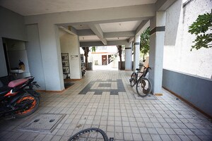 Parking in 6 BHK Apartment at Kamgar Putala Vasahat – for Sale