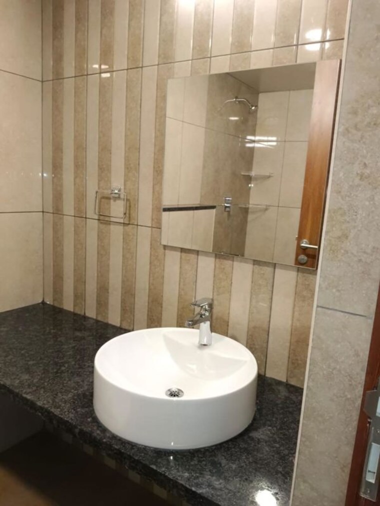 Bathroom, godrej-park-retreat 2 Bedroom 1250 Sq.Ft. Apartment In Sarjapur Road Bangalore 10488509