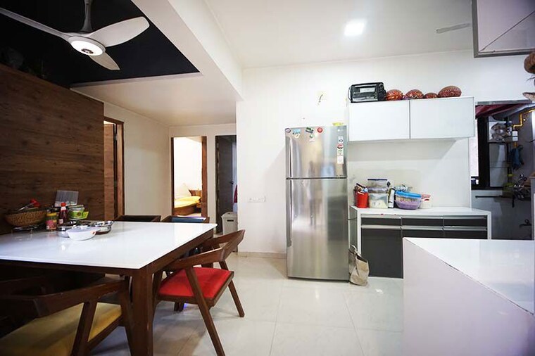 Kitchen, naranpura 3 Bedroom 170 Sq.Yd. Apartment In Naranpura Ahmedabad 10488657