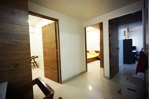 Room in 3 BHK Apartment at Naranpura – for Sale