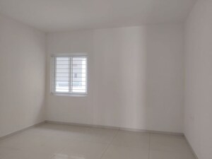 Room in  Apartment at Rajapushpa Eterna, Nanakramguda – for Sale