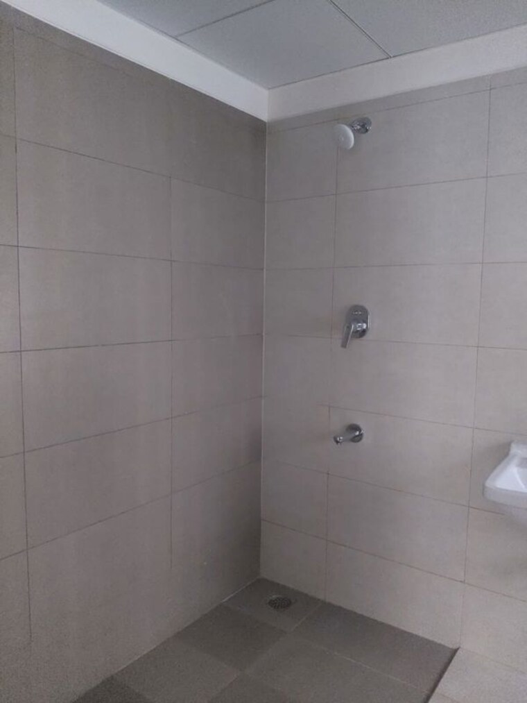 Bathroom, rajapushpa-eterna  2290 Sq.Ft. Apartment In Nanakramguda Hyderabad 10488653