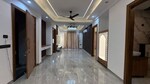 3 BHK + Servant Room 200 Sq.Yd. Builder Floor in Sushant Lok 3