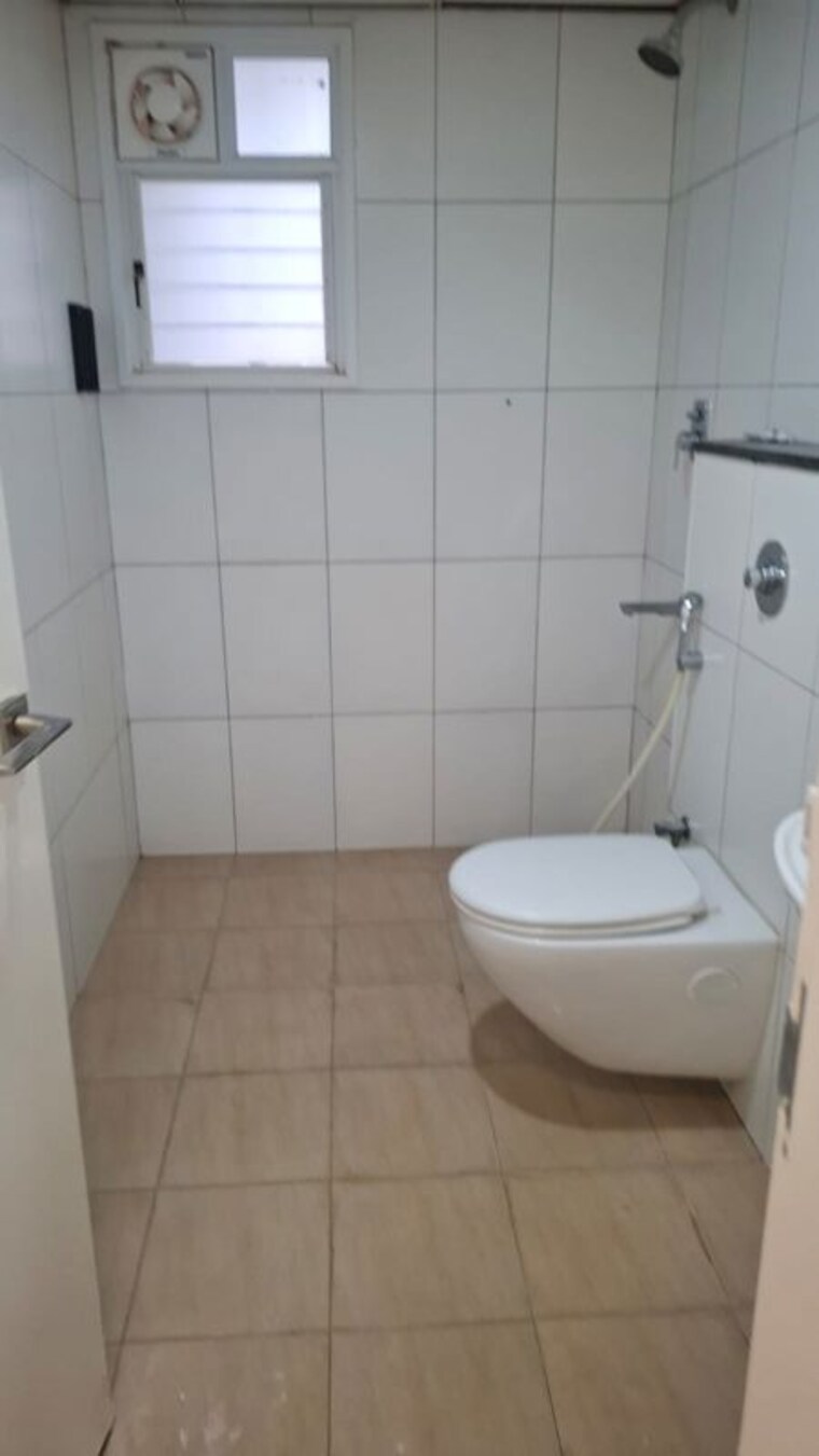 Bathroom, godrej-aqua 3 Bedroom 1465 Sq.Ft. Apartment In International Airport Road Bangalore 10488705