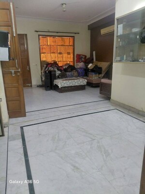 Parking in 2 BHK Builder Floor at AKD Tower, Sector 14 – for Rent