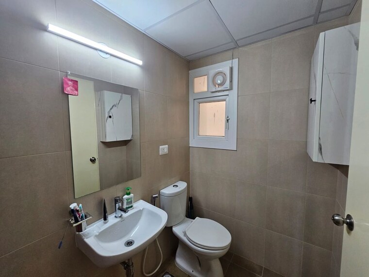 Bathroom, prestige-finsbury-park-hyde 1 Bedroom 750 Sq.Ft. Apartment In Bagaluru Bangalore 10488672