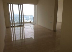Room in 2 BHK Apartment at LnT Crescent Bay T3, Parel – for Rent