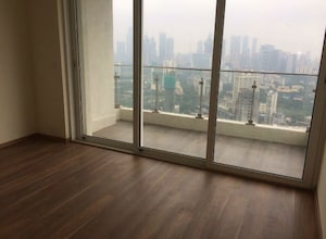 Room in 2 BHK Apartment at LnT Crescent Bay T3, Parel – for Rent