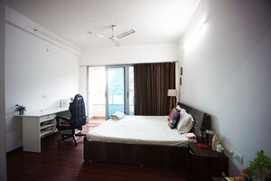 Bedroom in 3 BHK Apartment at Hadapsar – for Sale