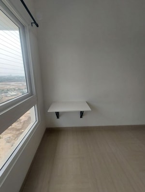 Room in 3 BHK Apartment at Bhartiya City Nikoo Homes 4, Thanisandra Main Road – for Rent